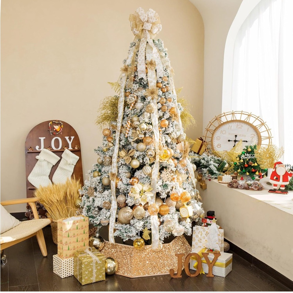 New Gold Holiday Tree Skirt - Picture 4 of 12